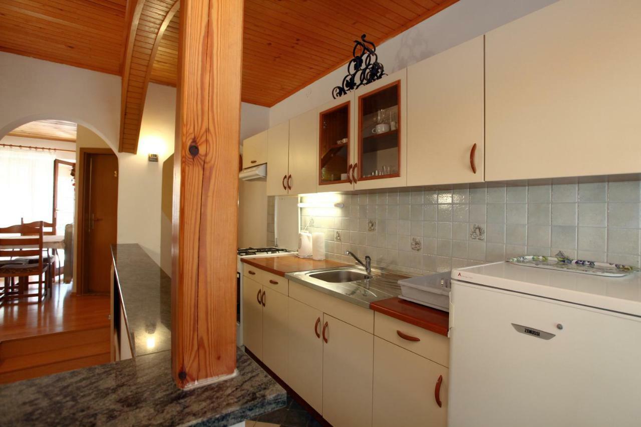 Apartment Svobode Izola Ngoại thất bức ảnh